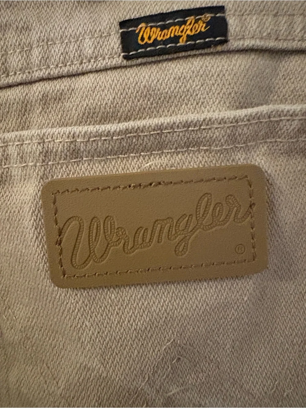 Wrangler Men’s 31x34 Tan Khaki Straight Leg Jeans 100% Cotton